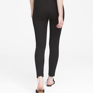 Devon Legging-Fit Washable Bi-Stretch Ankle Pant